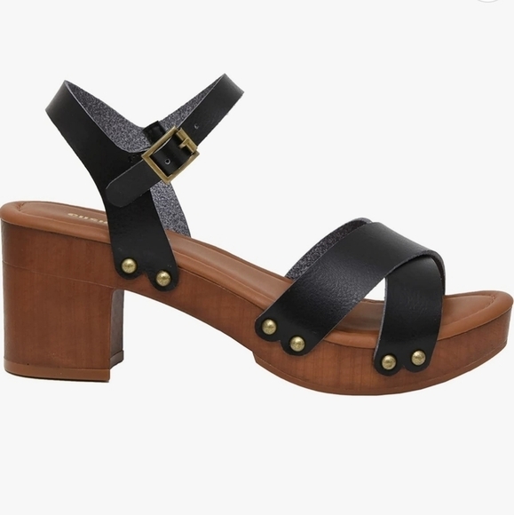 NEW! CUSHIONAIRE Slate Black Faux Leather Strappy Heeled Sandals 8. - Picture 2 of 10